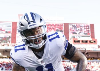 Cowboys Micah Parsons named finalist for Defensive Player of the Year