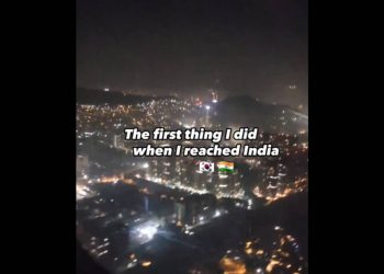 Korean blogger shares the first thing he did after reaching India. Watch | Trending