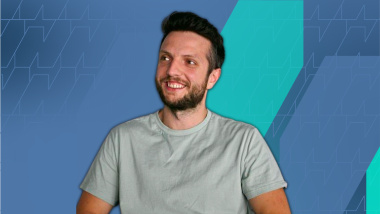 This 30-Year-Old is Making +$10k Connecting Brands with Social Media Influencers