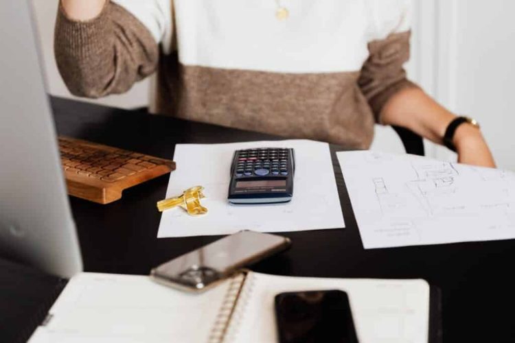 An Explainer for Freelance Writers