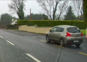 “Perfectly safe environment”: Queue-jumping drivers spotted racing along bike lanes and pavements; Gaudu apologises for comments about teammate Arnaud Démare; Zwift exit from virtual race; Cyclist orders brake blocks… gets a wig + more on the live blog