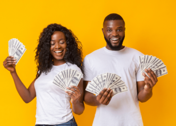 How Much Do Affiliate Marketers Make? Plan & Scale Income in 2023