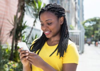 10 Simple Ways to Get Paid to Text