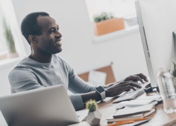 10 Work From Home Set-Up Essentials