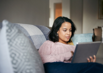 11 Easy Ways to Review Movies for Money in Your Spare Time in 2023