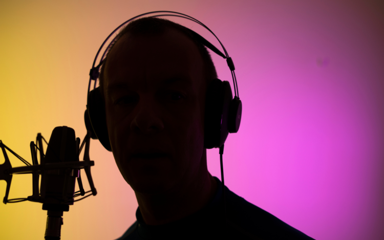 13 Best Voice-Over Websites to Help You Profit From Your Voice in 2023