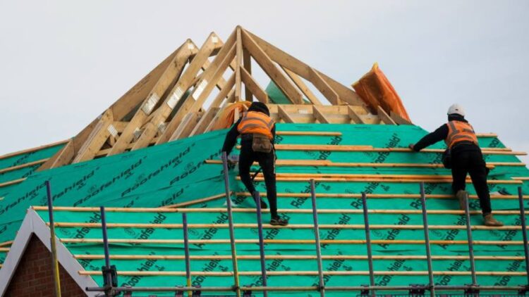 Taylor Wimpey signals tripling of buyers for mortgages longer than 36 years