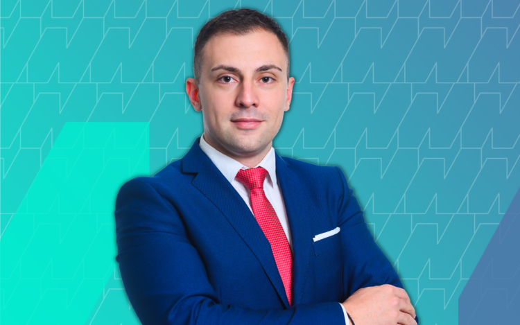 How This 33-Year-Old’s Menswear Blog Earns Up To $10k/Month Via SEO