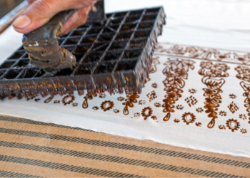 13 Websites to Sell Art Prints & Make Money From Your Creativity in 2023