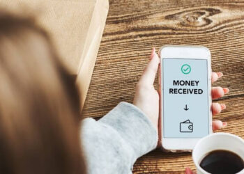 How to Borrow Money From Cash App in 2023 (iPhone & Android)