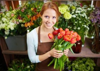 41 Simple Ways to Make Money Gardening!