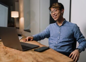 10 Fun, Uplifting Remote Jobs That Are Hiring