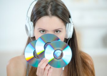 How to Profit From Your Old CD and DVD Collections