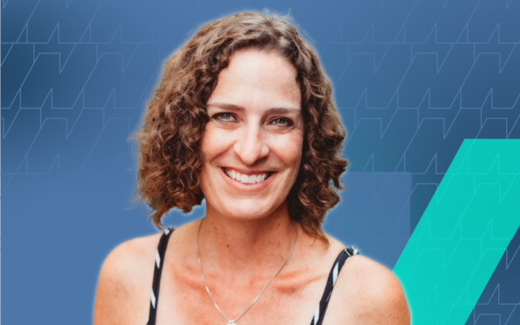 How This 50-Year-Old’s DIY Blog Earns $5k/Month Through Pinterest, Email Marketing & SEO