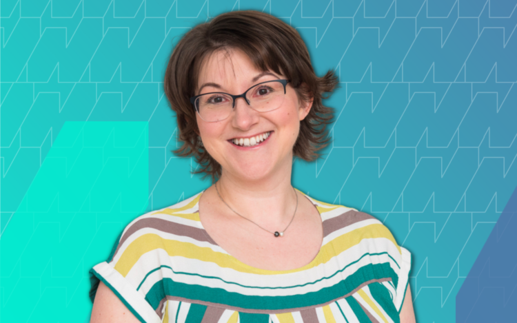 How This 46-Year-Old’s Project Management Blog Earns 6 Figures/Year From SEO and Networking