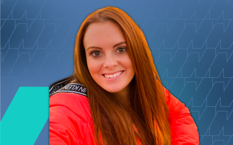 How Lauren Juliff’s Travel Site Earns Up To $15k/Month While Working 20 Hours a Week