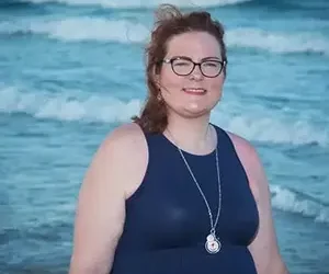 How to Use AI to Create Digital Products: $30k a Month