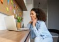 How to Answer ‘How Do You Stay Current With New Technology?’