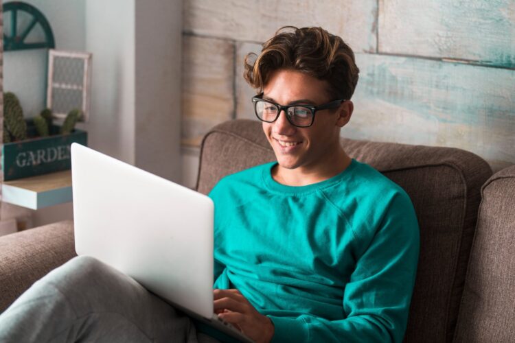 4 Tips to Grow Your Freelance Business