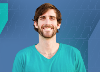 How Tim Stoddart Nets $250k Per Year With His Side-Hustle Directory Sites