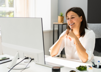 17 Great Online and Offline Business Ideas For Beginners in 2023