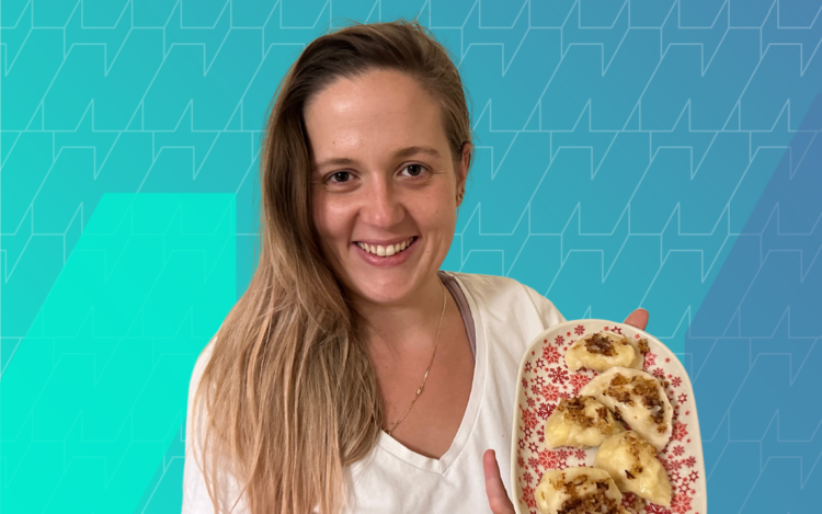 How This 32-Year-Old’s Food Blog Earns 6 Figures/Year From Ads and Cookbook Sales