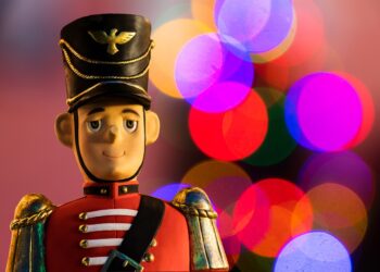 30+ Quick Ways To Make Extra Money For Christmas