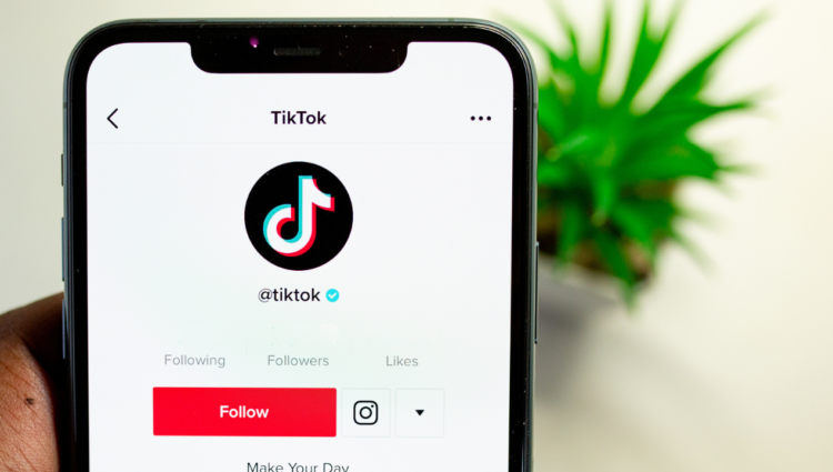 200 of the Best TikTok Captions for Social Media Engagement in 2023