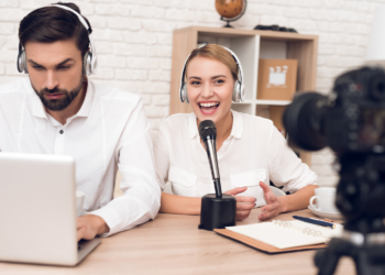 How Long Should a Podcast Be? We Break It Down For You in 2023