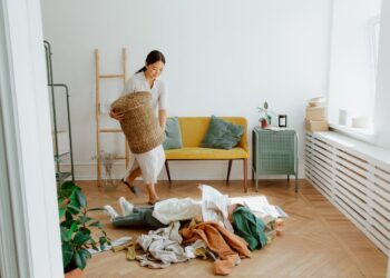 Expert Guide to Earning Money Washing Laundry With Hampr