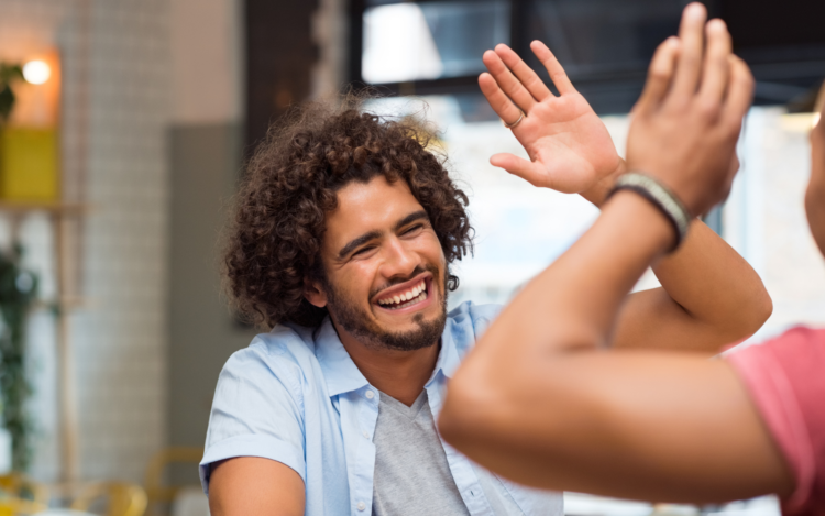 Affiliate Marketing vs Referral Marketing in 2024: What’s the Difference?