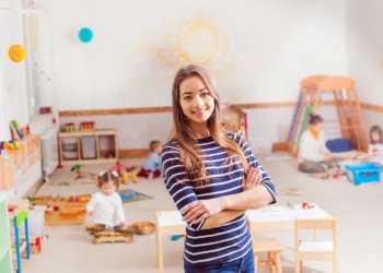 How to Start a Daycare with No Money in 9 Simple Steps for 2024