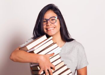 How to Sell Used Books Online and in Person for the Most Money