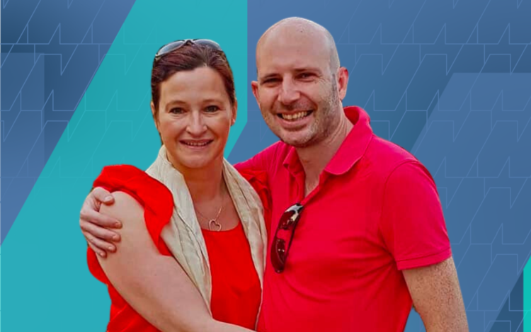 How These 40-Somethings Earn 6-Figures a Year From Their Travel Blog Using SEO