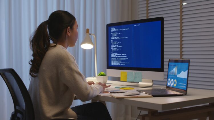 20 Work-From-Home Tips to Maximize Productivity