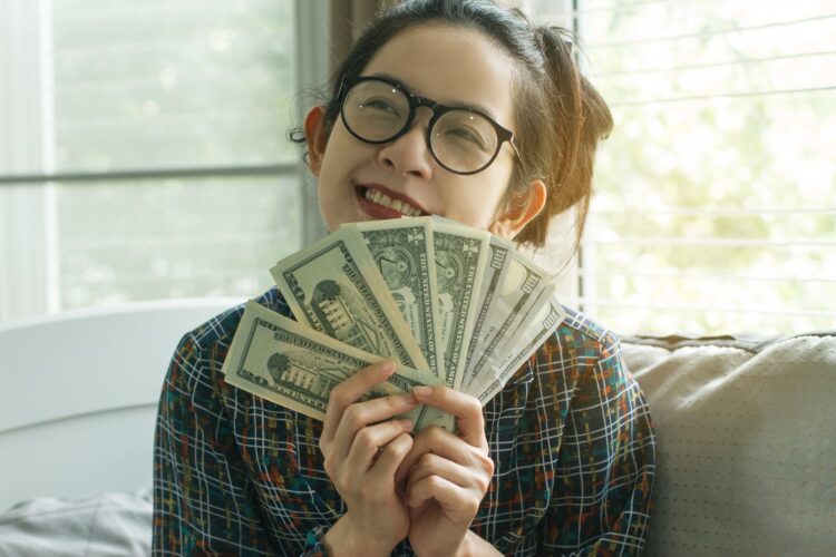 11 Ways to Earn Money With Amazon