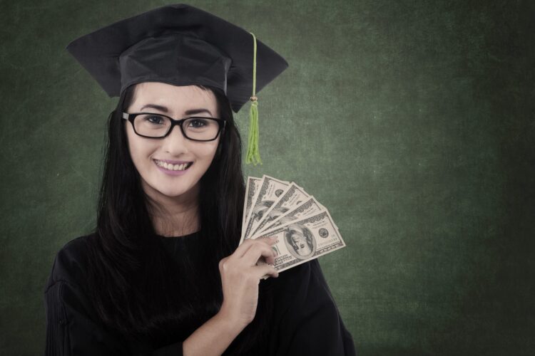 10 College Majors That Practically Guarantee a Fat Salary