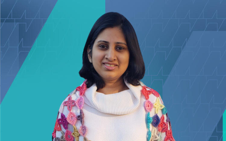 How This 39-Year-Old’s Blog Earns $6k Per Month Via Product Sales Through Community Building