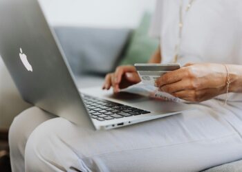 17 Best Online Shopping Websites Around in 2024