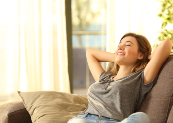 13+ Great Recession Proof Businesses to Start in 2024