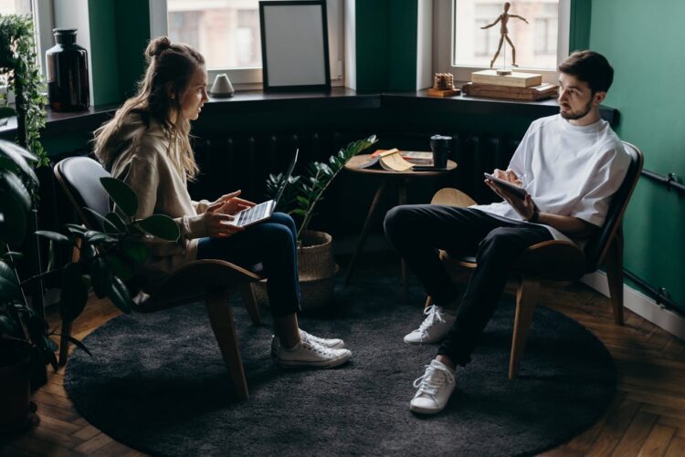 Upwork vs. Fiverr: Which is better to find freelance work?