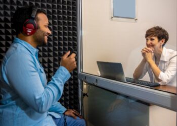 10 Lucrative and Growing Jobs That AI Won’t Replace Anytime Soon