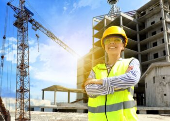15 Best-Paying States for Women in Construction
