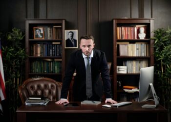 Should You Register on JurisPro: An Expert Witness Directory