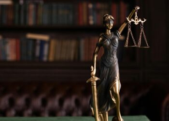 Expert Institute: Connecting Lawyers with Expert Witnesses