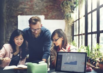 American Workers Share Insights on Starting Salaries and Retirement