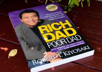 Robert Kiyosaki’s Warns of Market Crash: 3 Things to Do Now