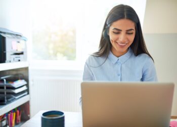 Find a Remote Virtual Assistant Job With One of These Companies