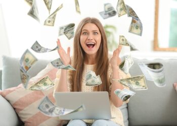 5 Strategies for Earning Steady Returns Without Taking Big Risks