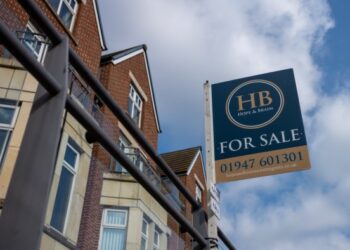 UK regulators back looser mortgage rules to help boost growth